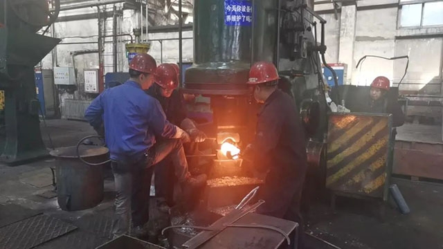 晉西車軸股份 向著新目標(biāo)奮楫再出發(fā)，沖床及配套設(shè)備升級助力高質(zhì)量發(fā)展